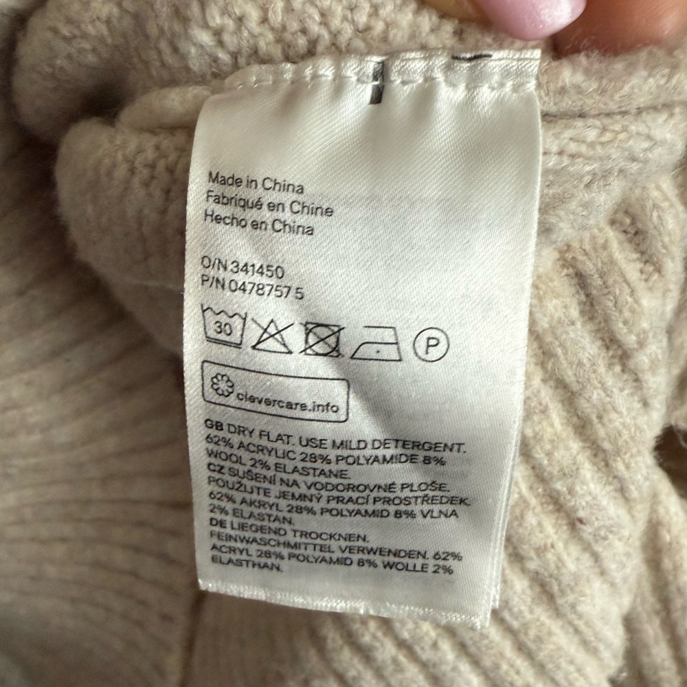 H&M taupe open neck sweater - Picture 2 of 7